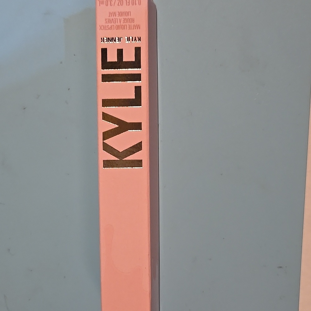 Kylie Matte Liquid Lipstick